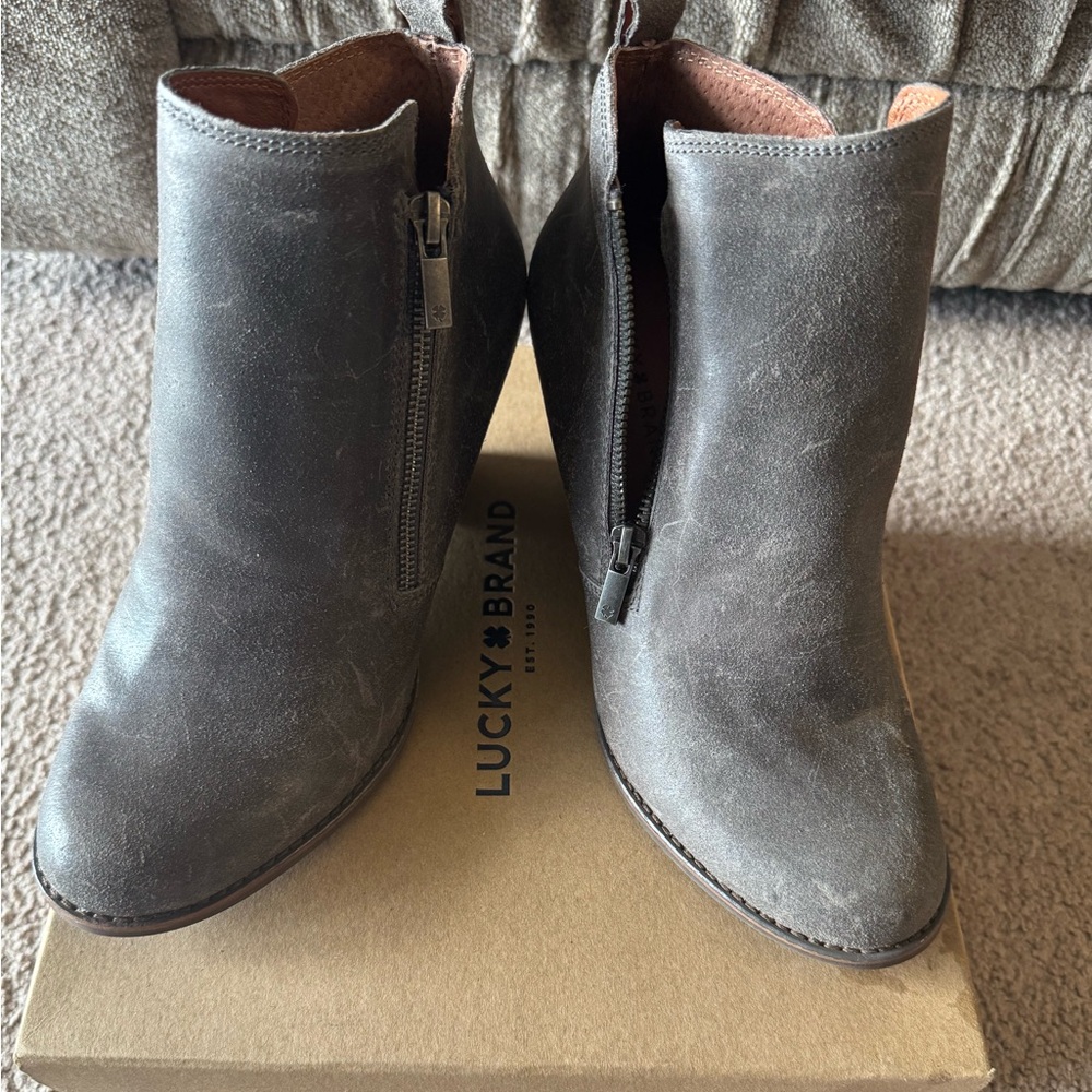 Lucky Brand Grayish Double Zipper Wedge Booties 9 1/2 M